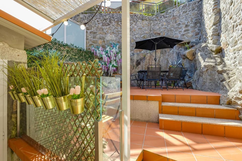 Patio, Garden, Balcony/Terrace
