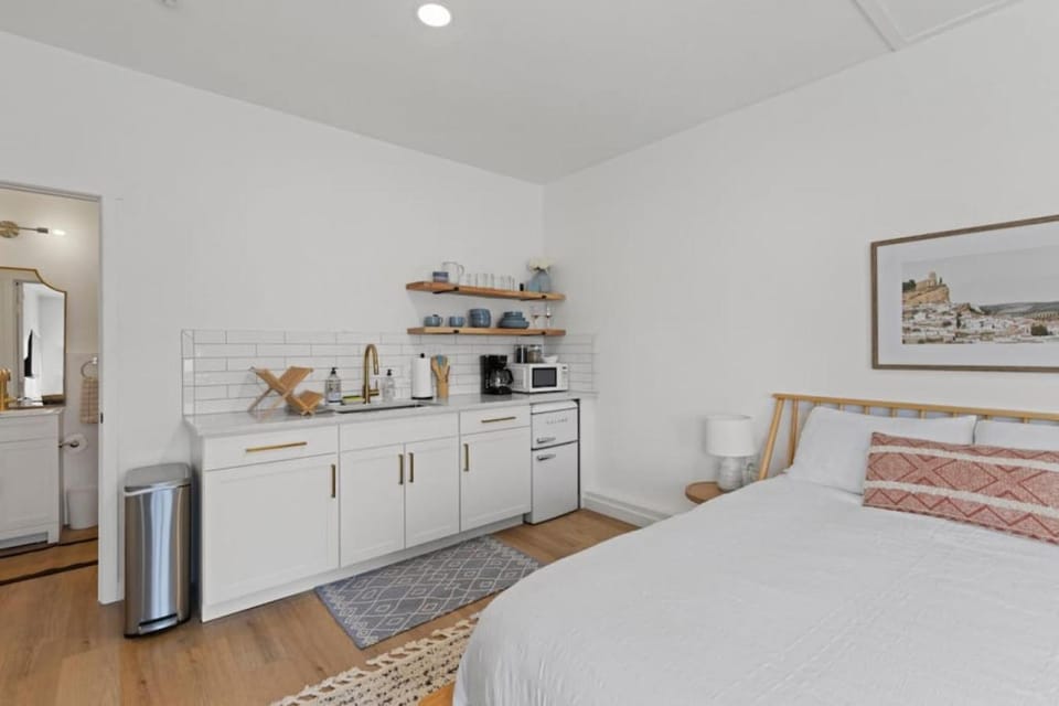 Bed, Coffee/tea facilities, Kitchen or kitchenette