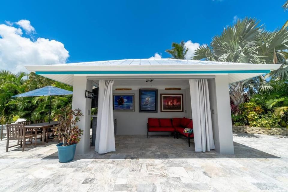 Kingfish Cove House in Sugarloaf Shores