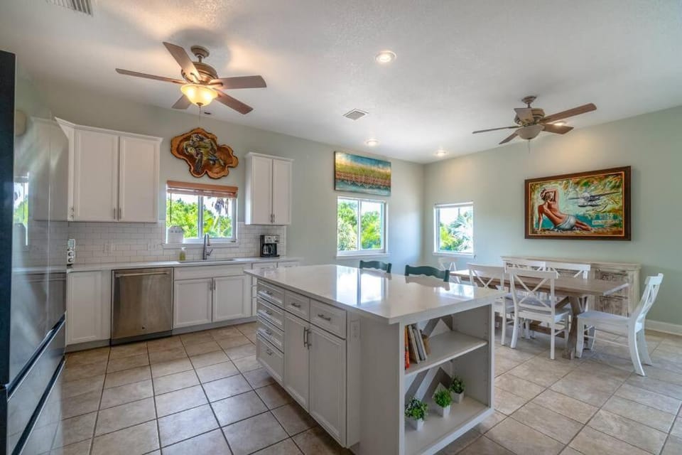 Kingfish Cove House in Sugarloaf Shores