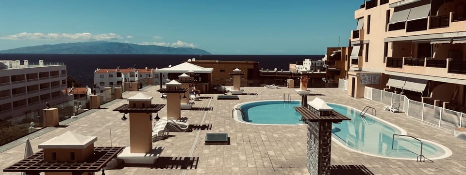 Pool view, Swimming pool