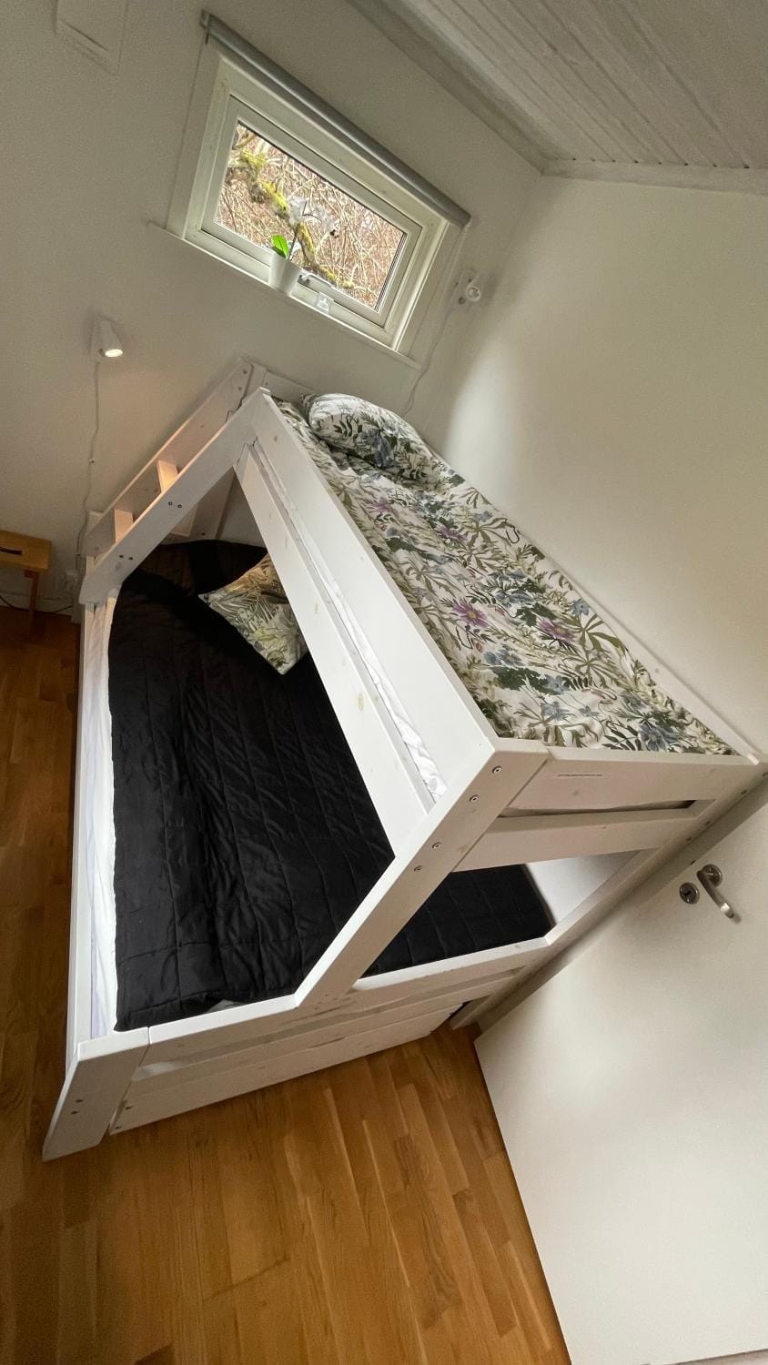 Bed, Photo of the whole room, Bedroom, bunk bed