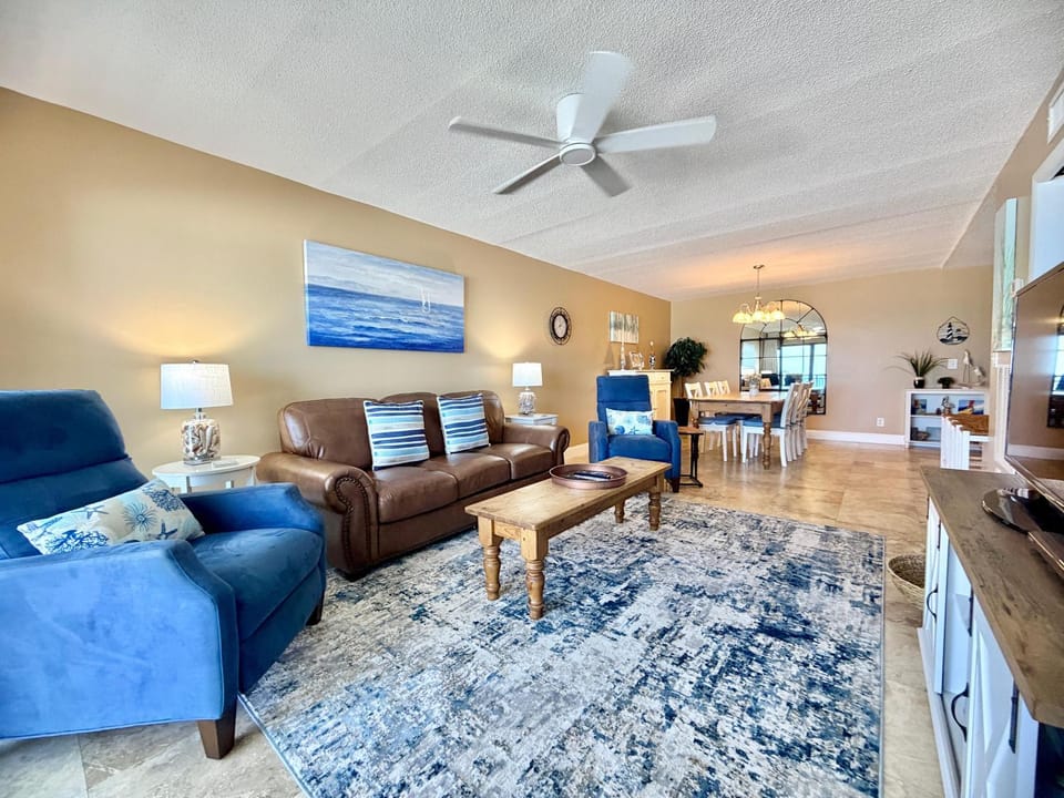 Gulfgate 201 House in Lower Grand Lagoon