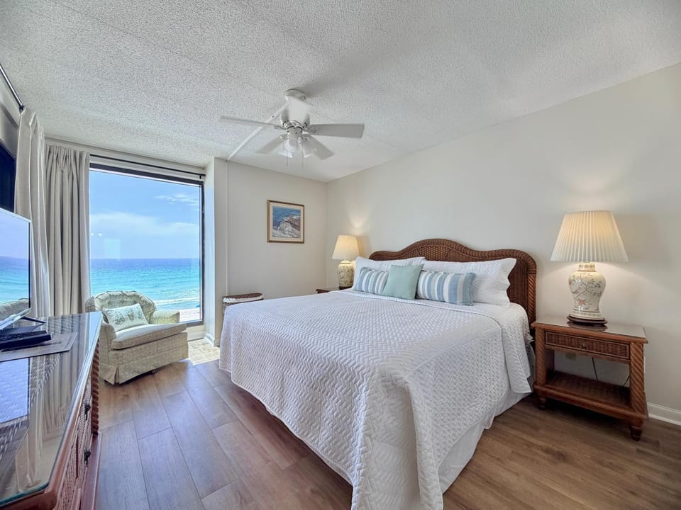 Gulfgate 412 House in Lower Grand Lagoon