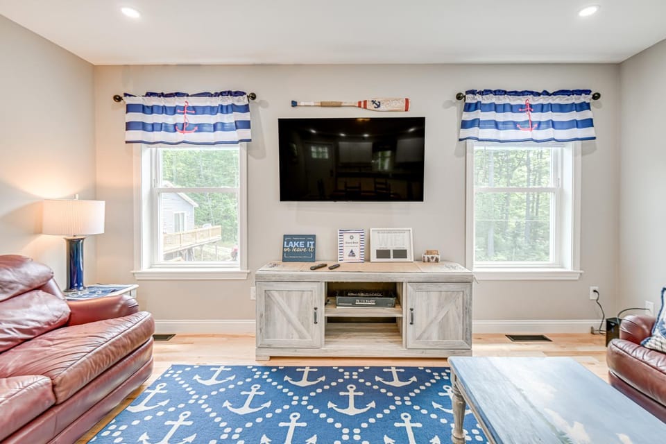 Square Pond Vacation Rental w/ Boat Dock & View! House in Acton