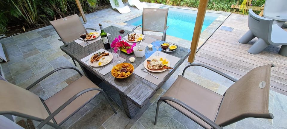 Patio, Dining area, Pool view, Swimming pool