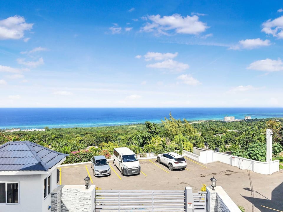 Hospitality Expert BTS 1 Pool Chef House in St. James Parish