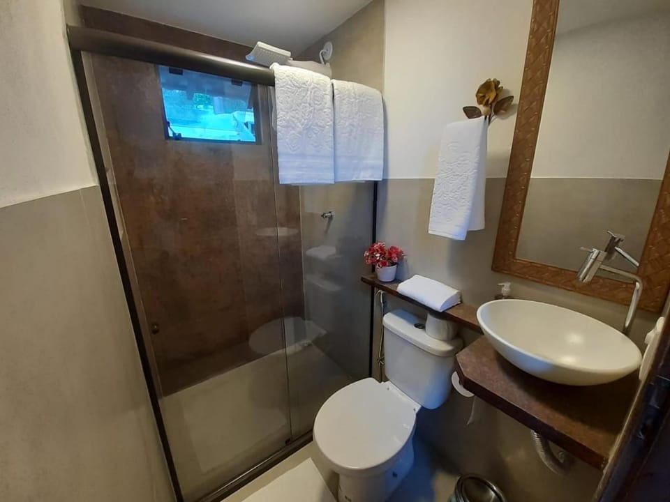 Suíte independente próxima ao centro histórico de Petrópolis Apartment hotel in State of Rio de Janeiro