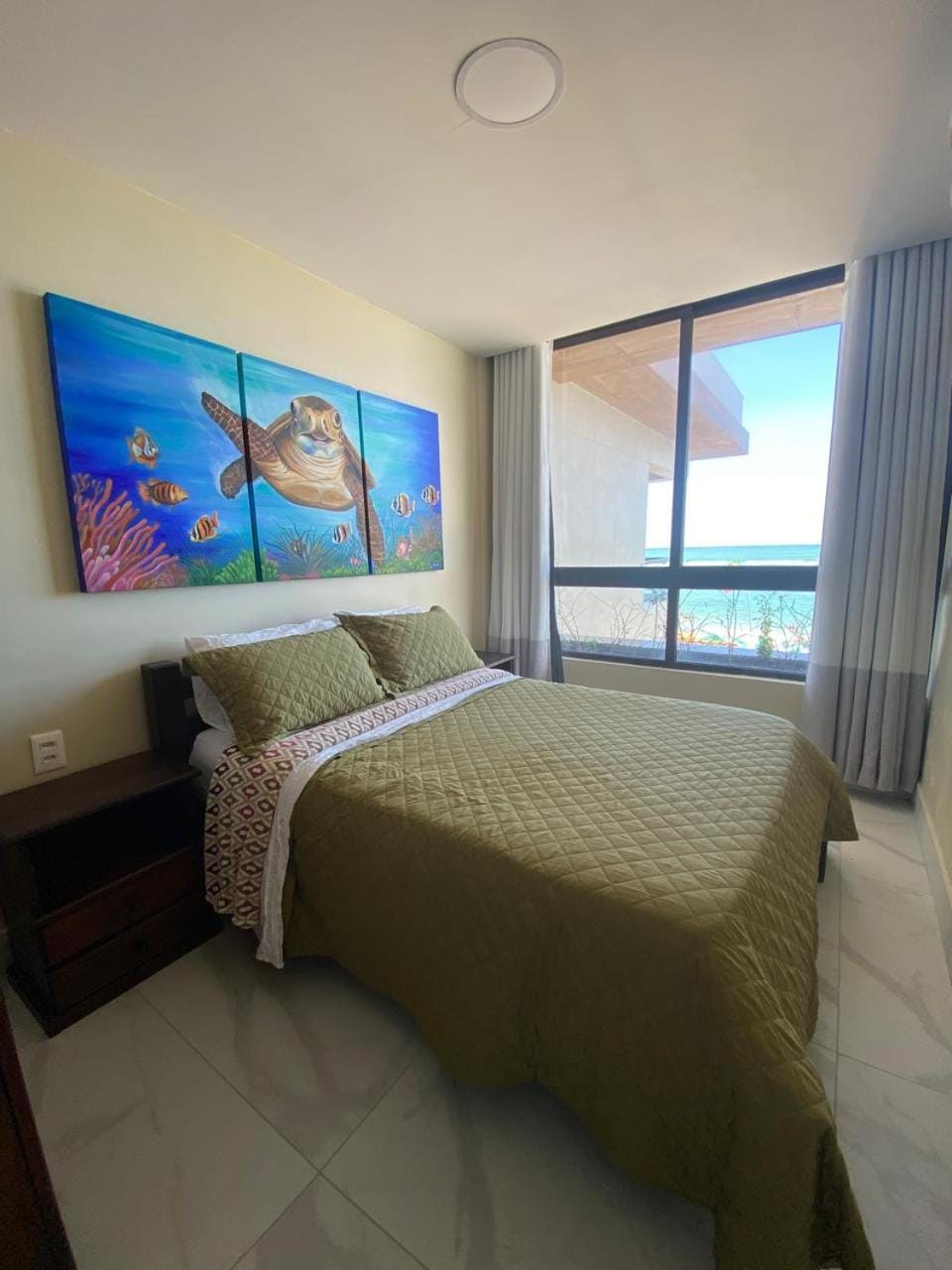 Bed, Natural landscape, Photo of the whole room, Bedroom