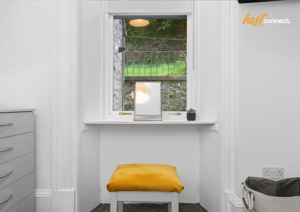 Albert Road Apartment in Greenock