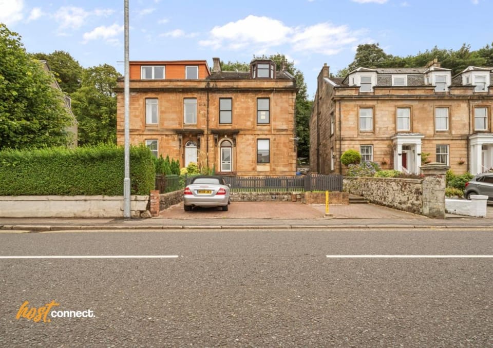 Albert Road Apartment in Greenock