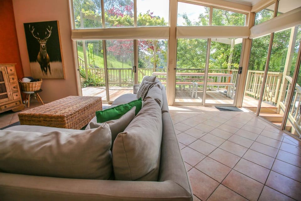 Patio, View (from property/room), Balcony/Terrace, Living room, Seating area, pet friendly