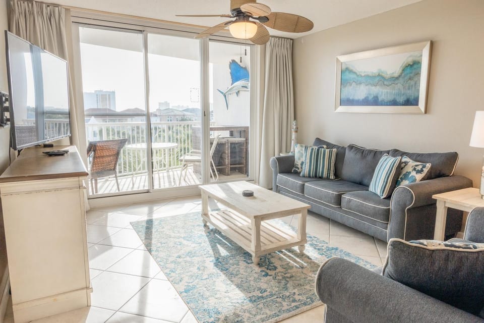 Terrace at Pelican Beach Apartment hotel in Destin