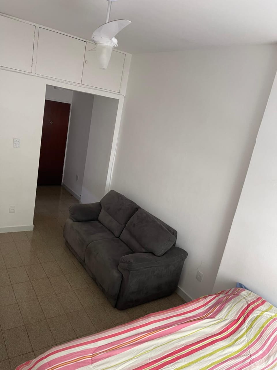 Apartamento localizado no posto 5 em Copacabana Apartment in Rio de Janeiro