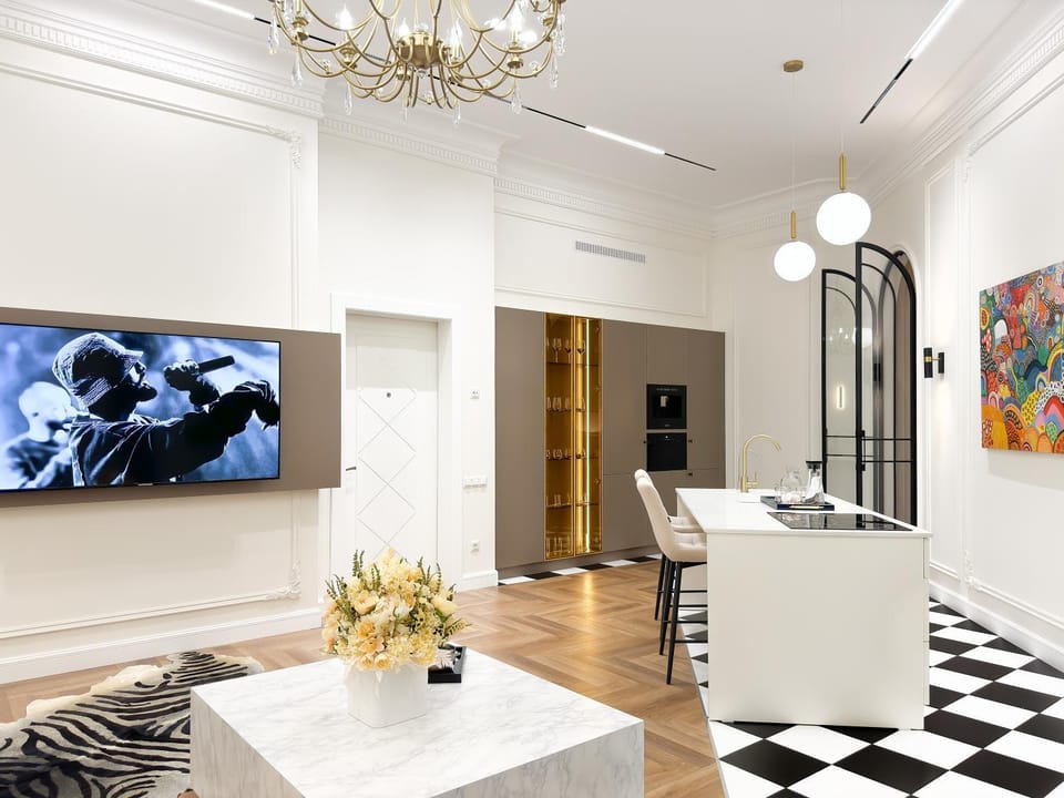 TV and multimedia, Living room, Seating area, kitchen