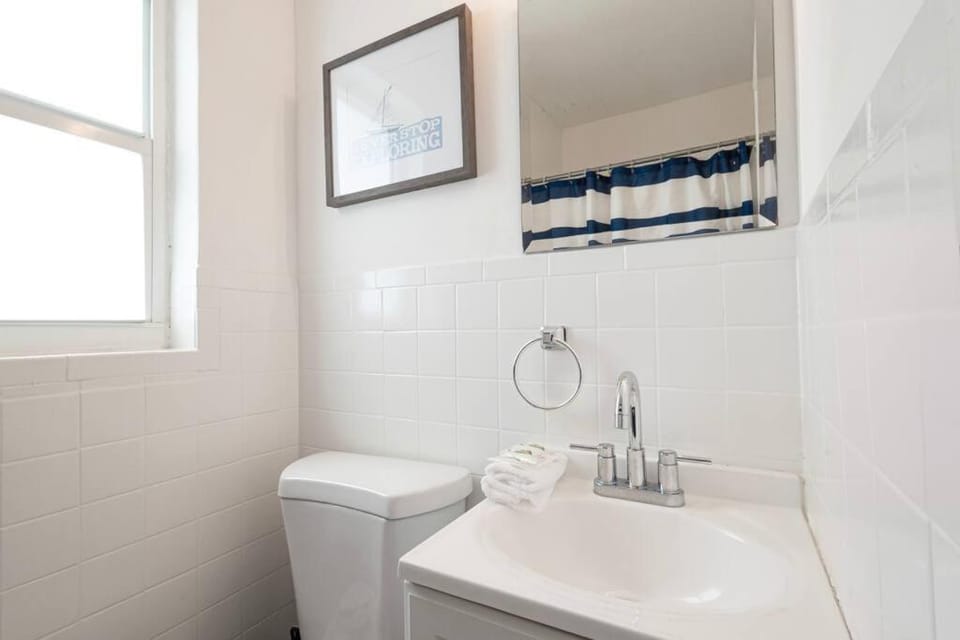 B06 5 min from beach studio Midtown Apartment in Miami