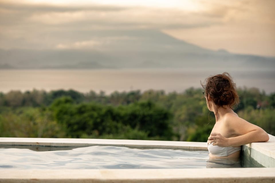 People, Mountain view, Sea view, Swimming pool, group of guests