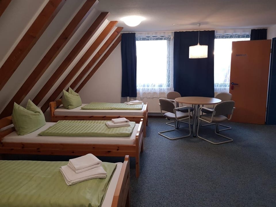Bed, Photo of the whole room, Seating area, Bedroom, towels