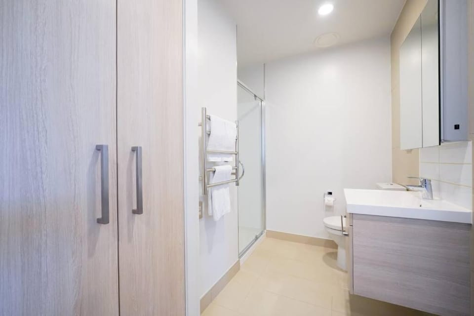 2-Bs Suite Adjacent to Sky Tower Apartment in Auckland