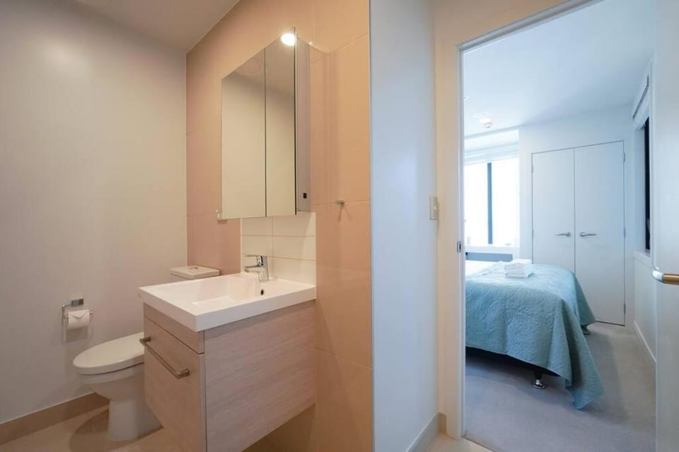 2-Bs Suite Adjacent to Sky Tower Apartment in Auckland