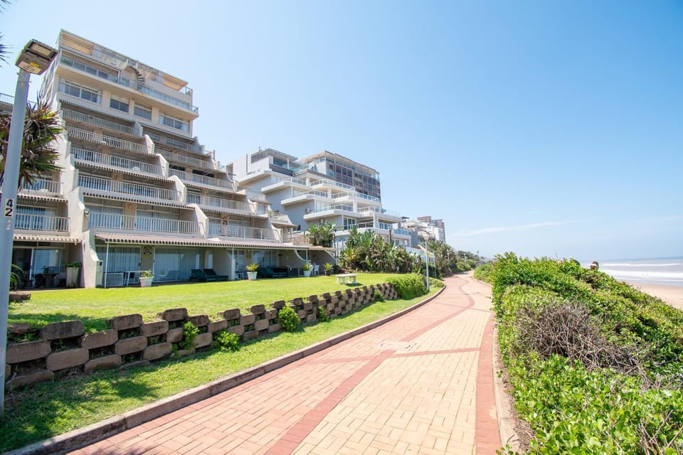 Property building, Spring, Day, Natural landscape, Sea view