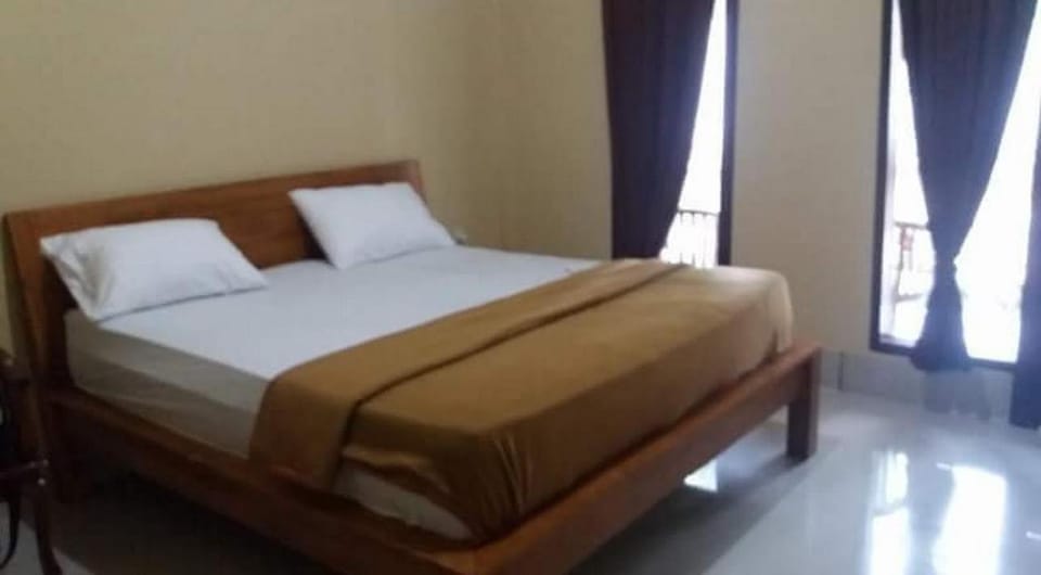 The Mally Homestay 02 Vacation rental in Pemenang