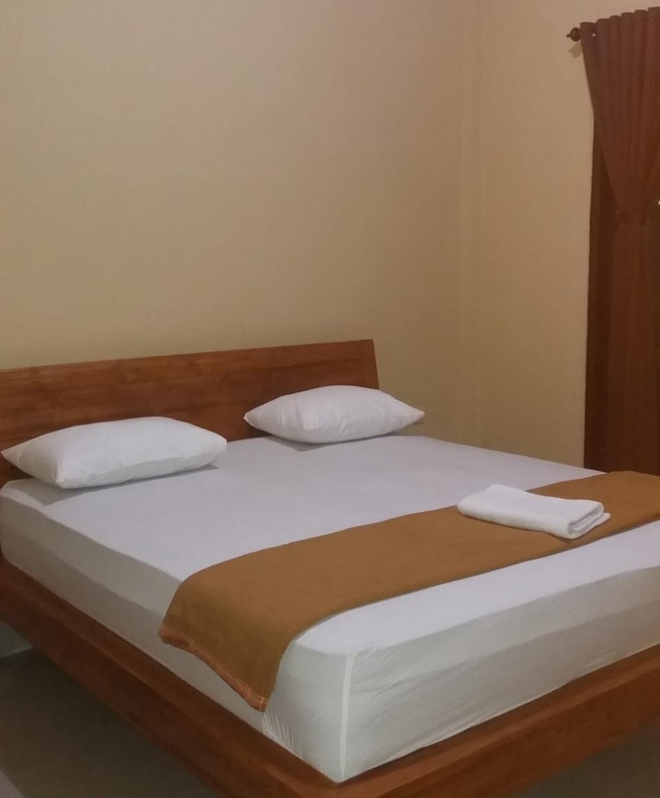 The Mally Homestay 02 Vacation rental in Pemenang