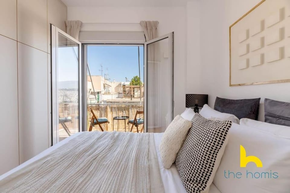 Acropolis Hillside Escape - Fireplace and Sea Views 2 Apartment in Athens