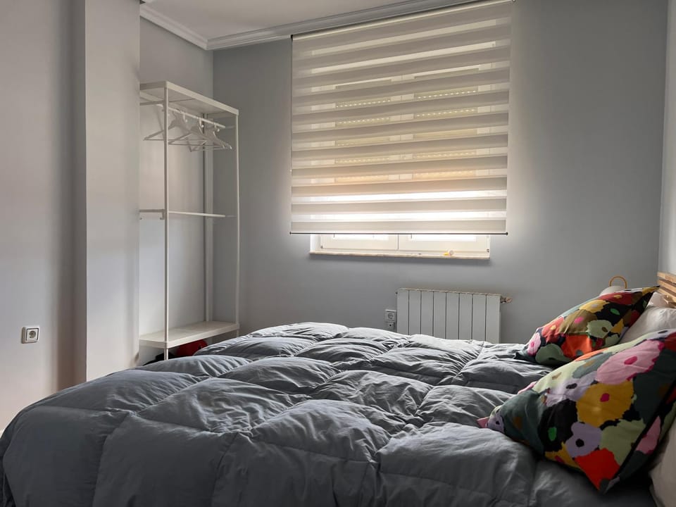 Bed, Photo of the whole room, Bedroom, wardrobe