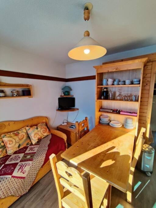 Condo in val thorens by AlpStays Apartment in Les Allues