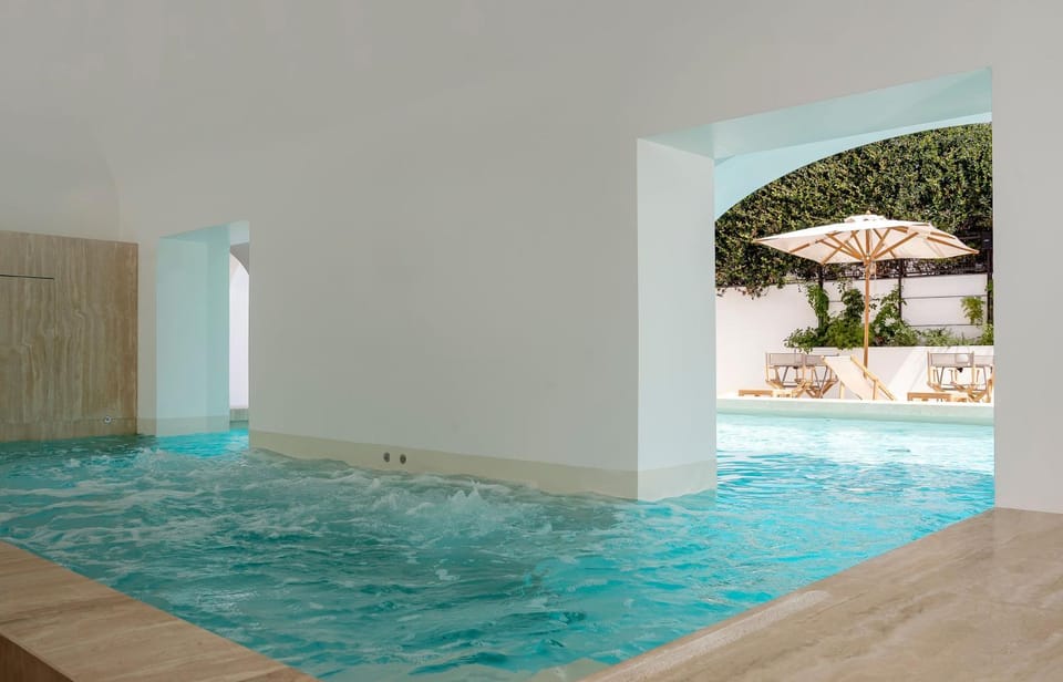 Hot Tub, Pool view