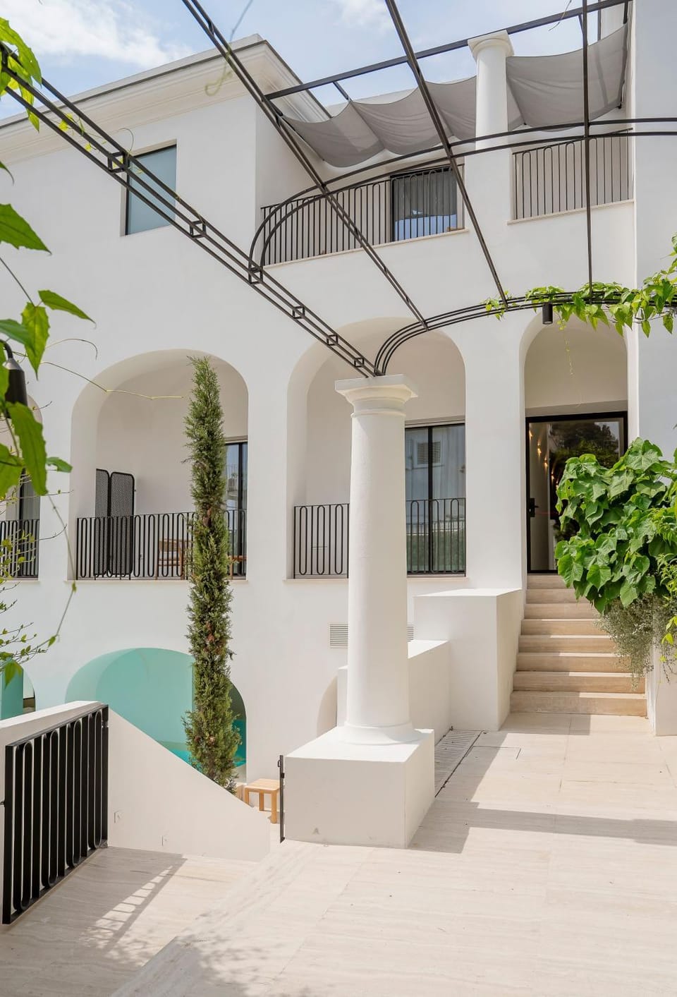 Property building, Inner courtyard view