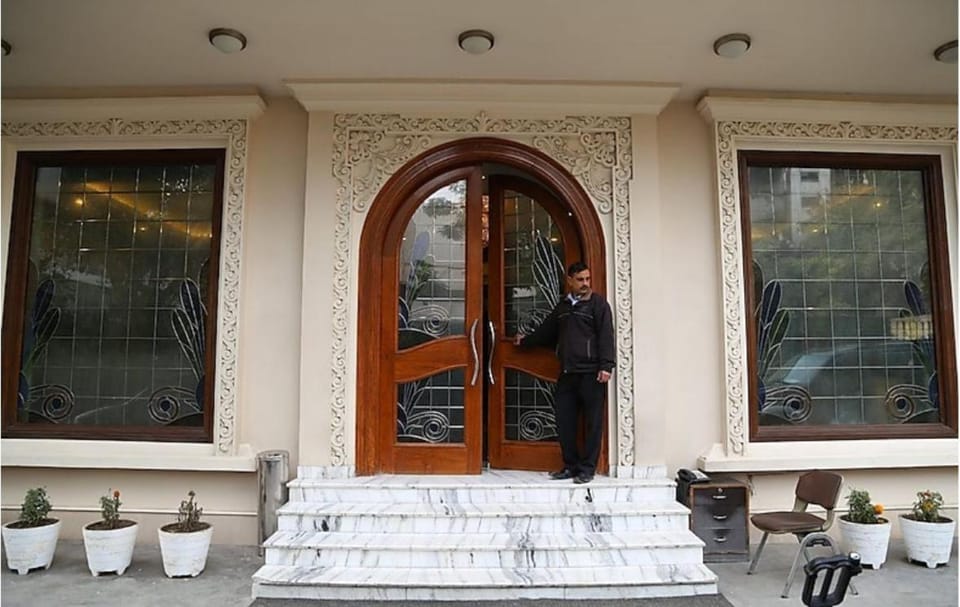 Hotel Florence Inn, Karol Bagh, New Delhi, 2 Min from Metro Hotel in New Delhi