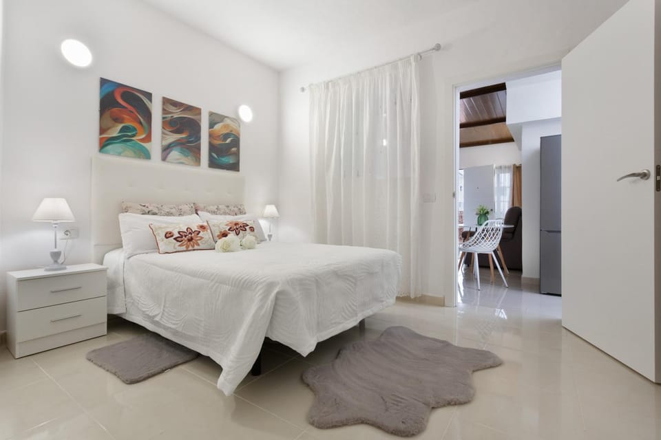 Living room, Bedroom