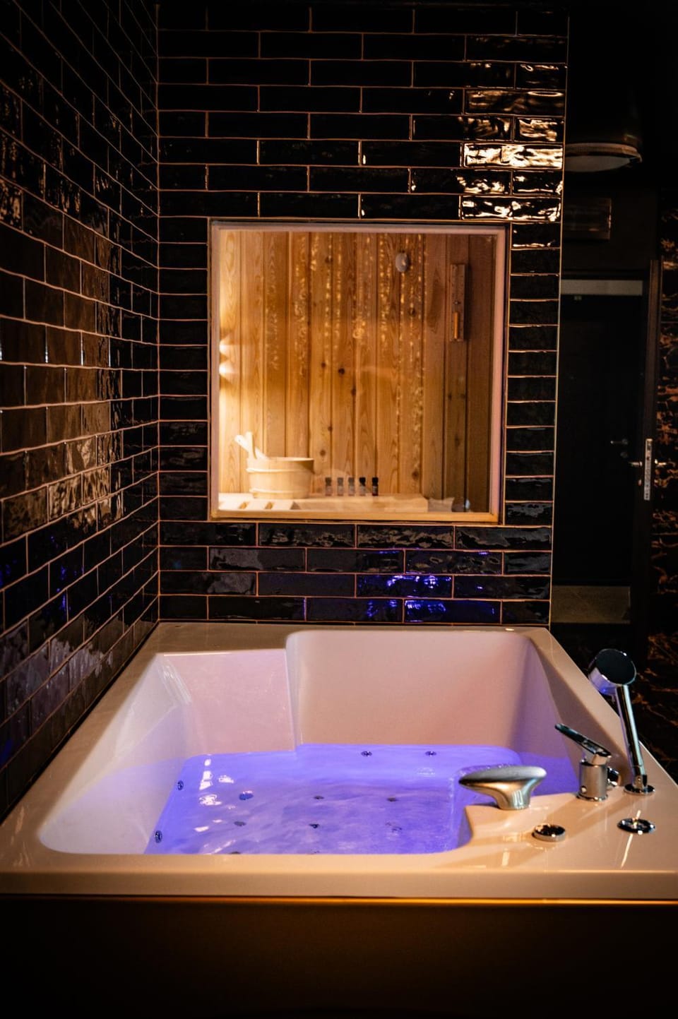 Hot Tub, Bathroom, Bath