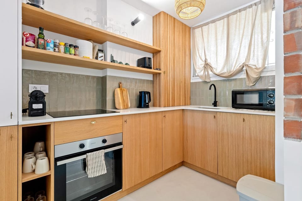Kitchen or kitchenette, Living room
