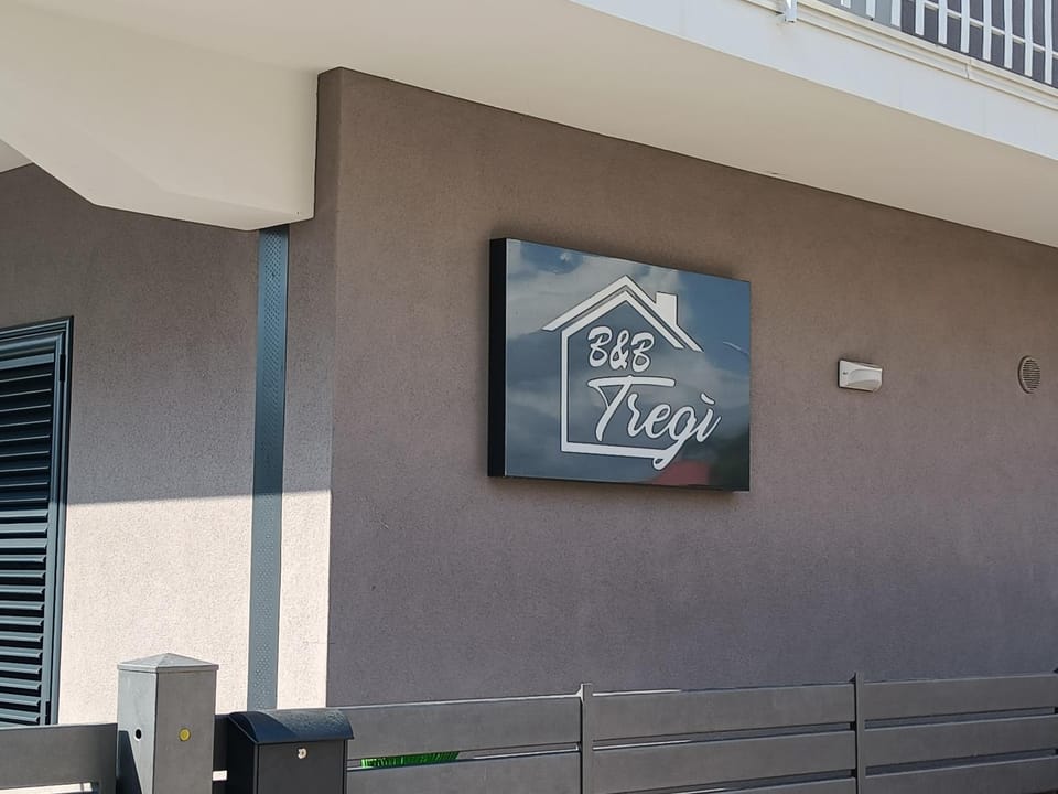 Property building, Logo/Certificate/Sign