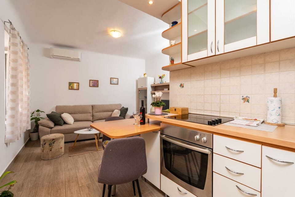 Apartment Family Tokic Apartment in Dubrovnik