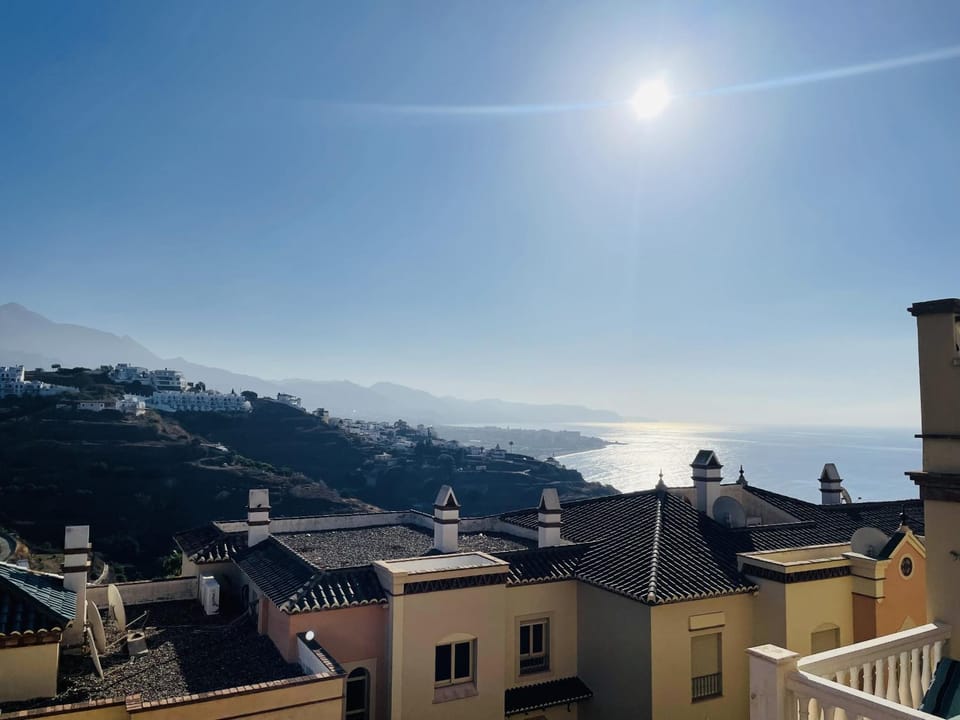 Apartamento Altos de Tamango con vistas y pisicina Apartment in Axarquía