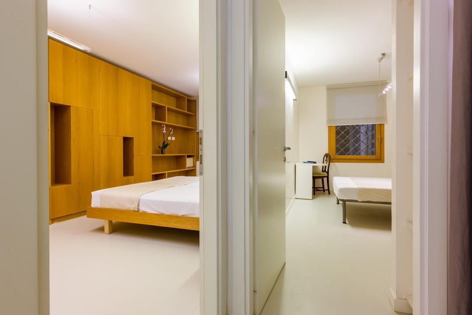 Bed, Kitchen or kitchenette, Photo of the whole room, Bedroom, wardrobe