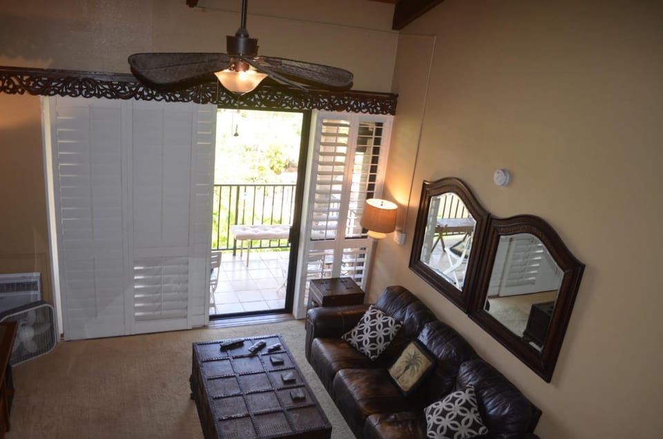 Luxurious Top Floor Kamaole Sands 6-404 Apartment in Wailea