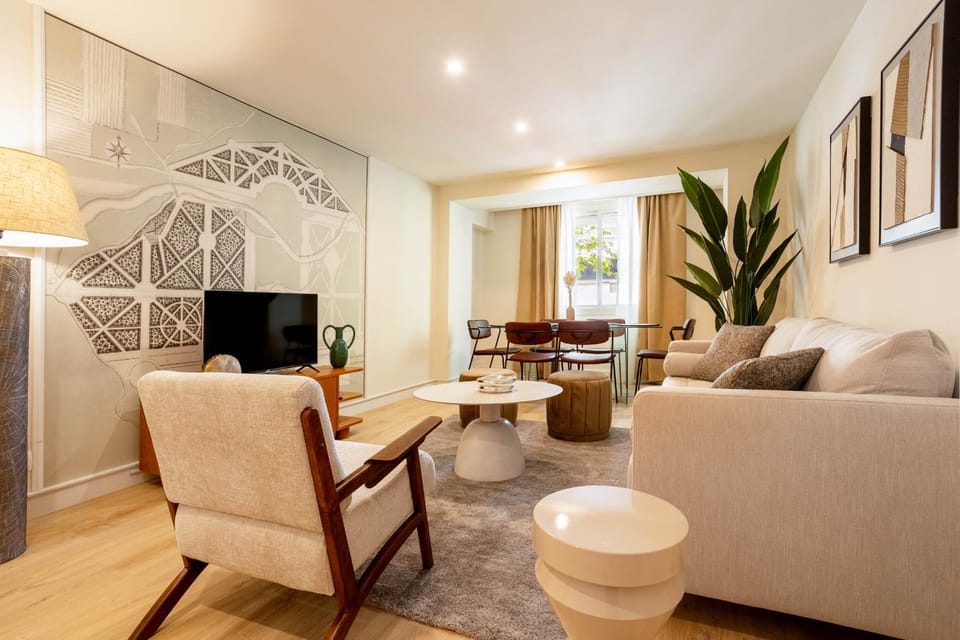 Communal lounge/ TV room, Living room