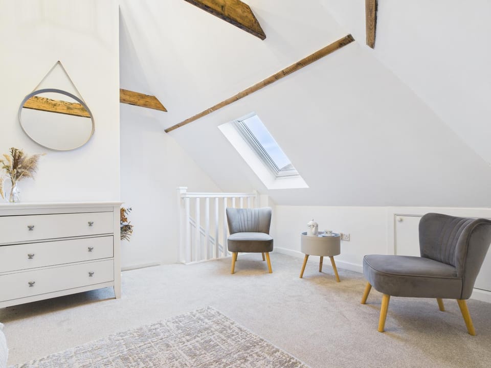 Corner House- hot tub and outdoor fireplace House in Rother District
