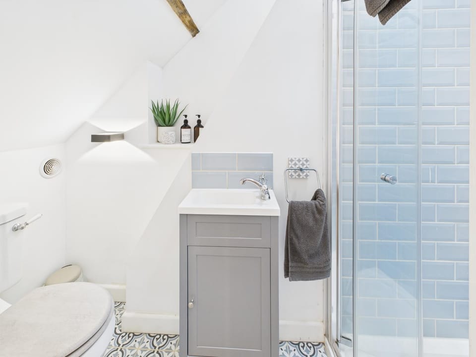 Corner House- hot tub and outdoor fireplace House in Rother District