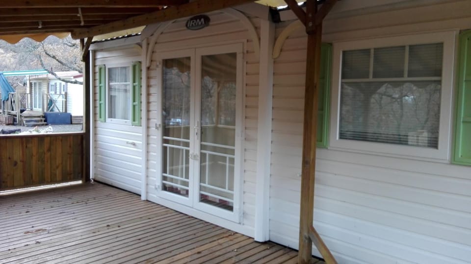 les cigales Campground/ 
RV Resort in Bauduen