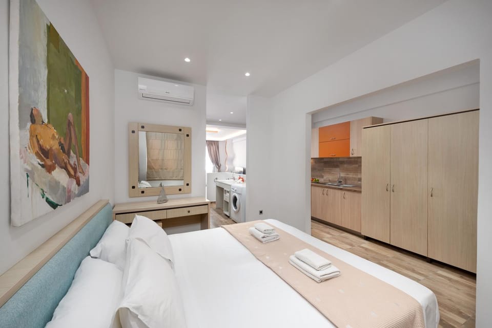 Bed, Photo of the whole room, Bedroom, wardrobe