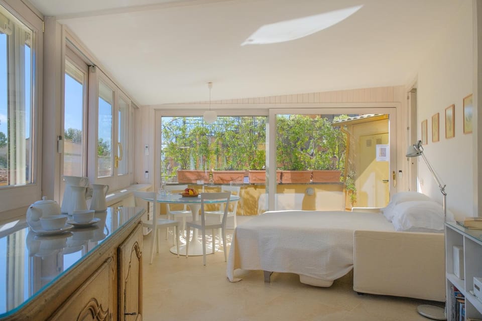 Panoramic Quirinal Penthouse Apartment in Rome
