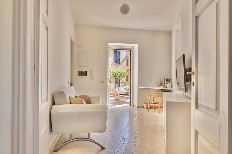 Panoramic Quirinal Penthouse Apartment in Rome