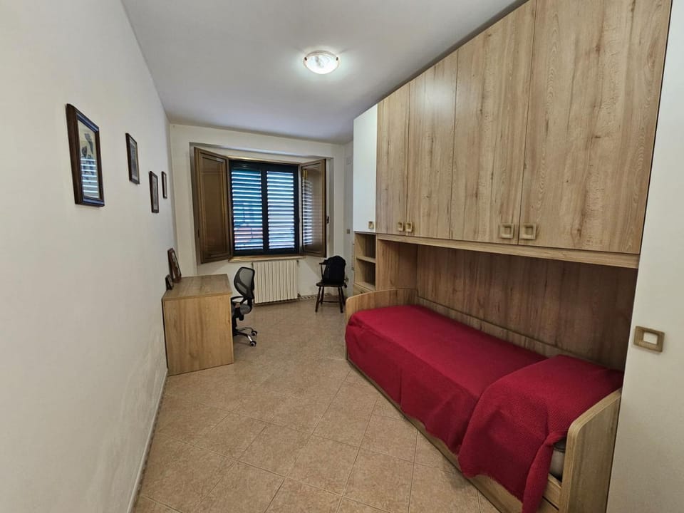 Bed, Photo of the whole room, Bedroom, wardrobe