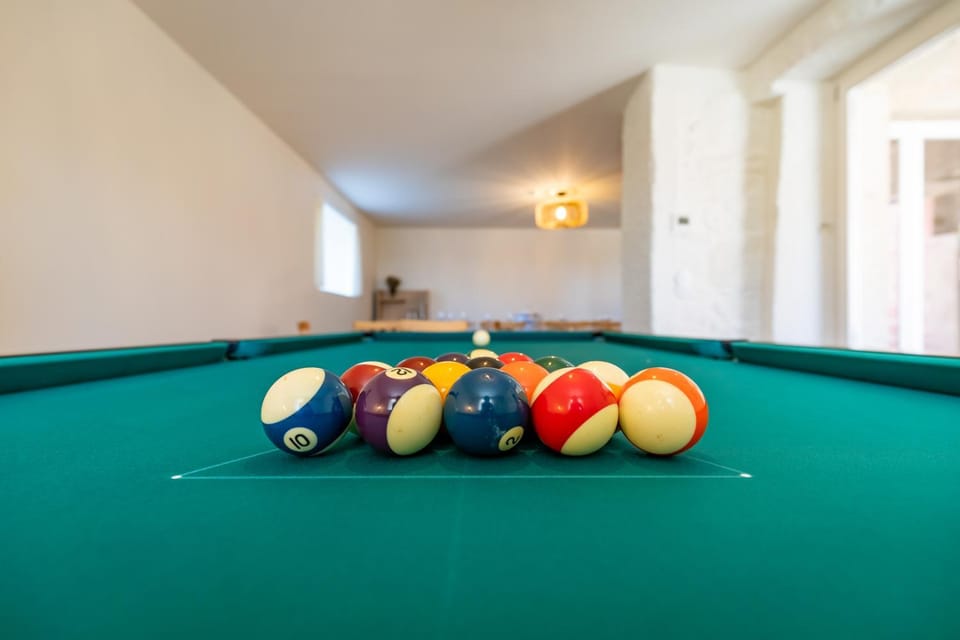 Communal lounge/ TV room, Game Room, Entertainment